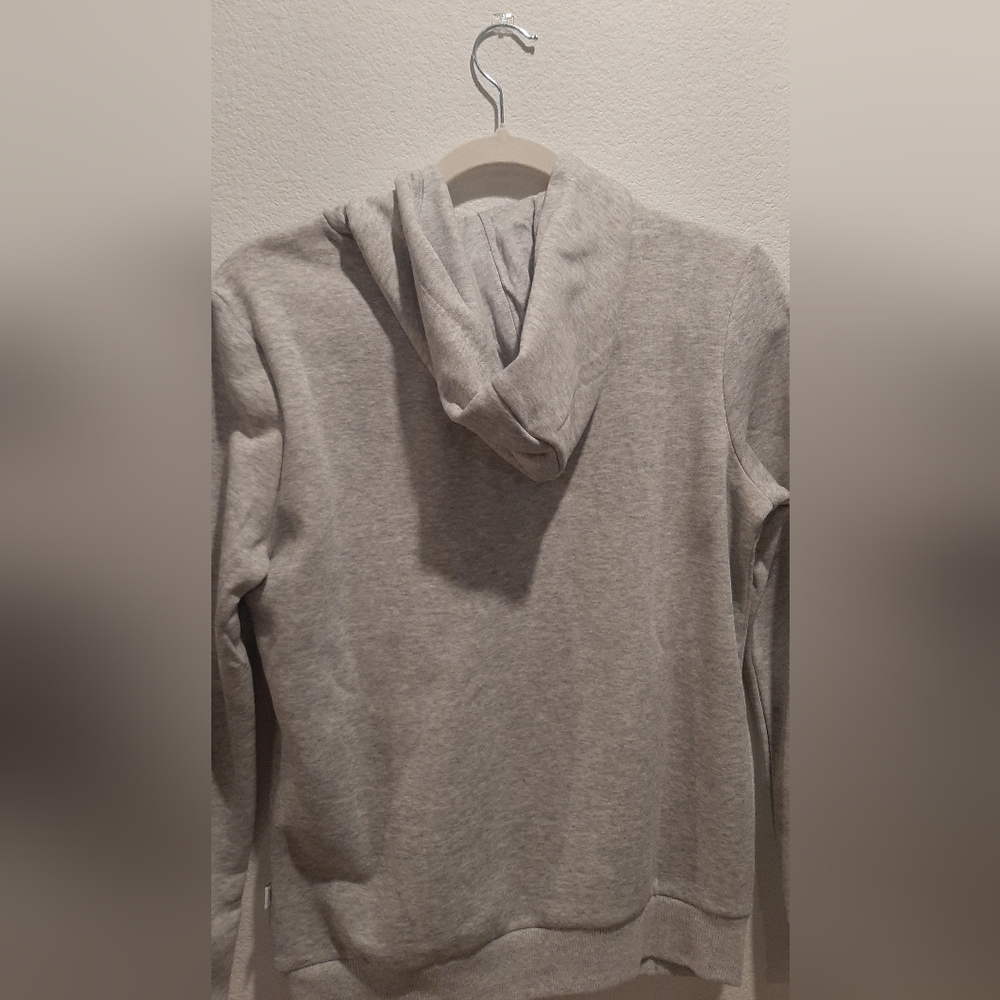 Puma Gray Sweater - Picture 5 of 5